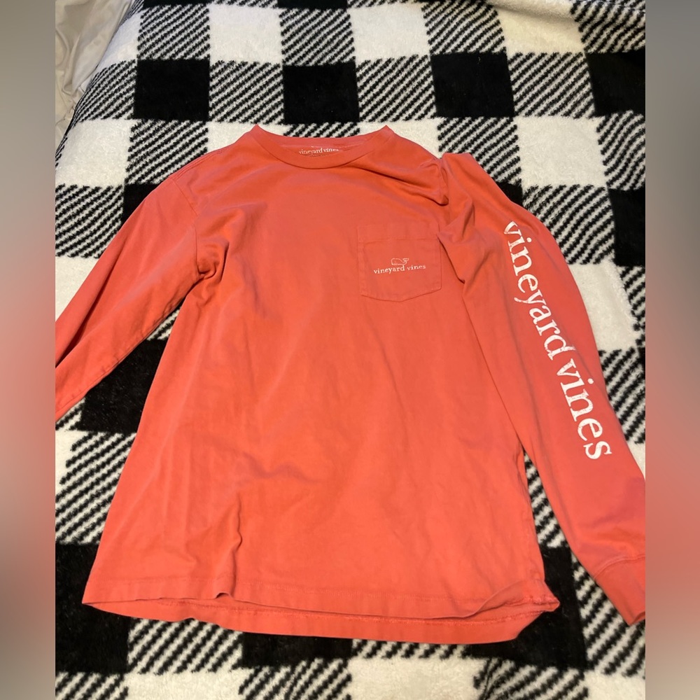 Vineyard Vines long sleeve tee shirt
